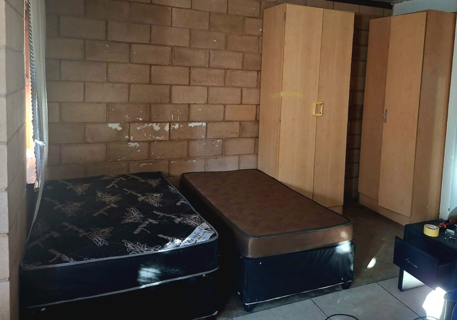 1 Bedroom Property for Sale in Brandwag Free State